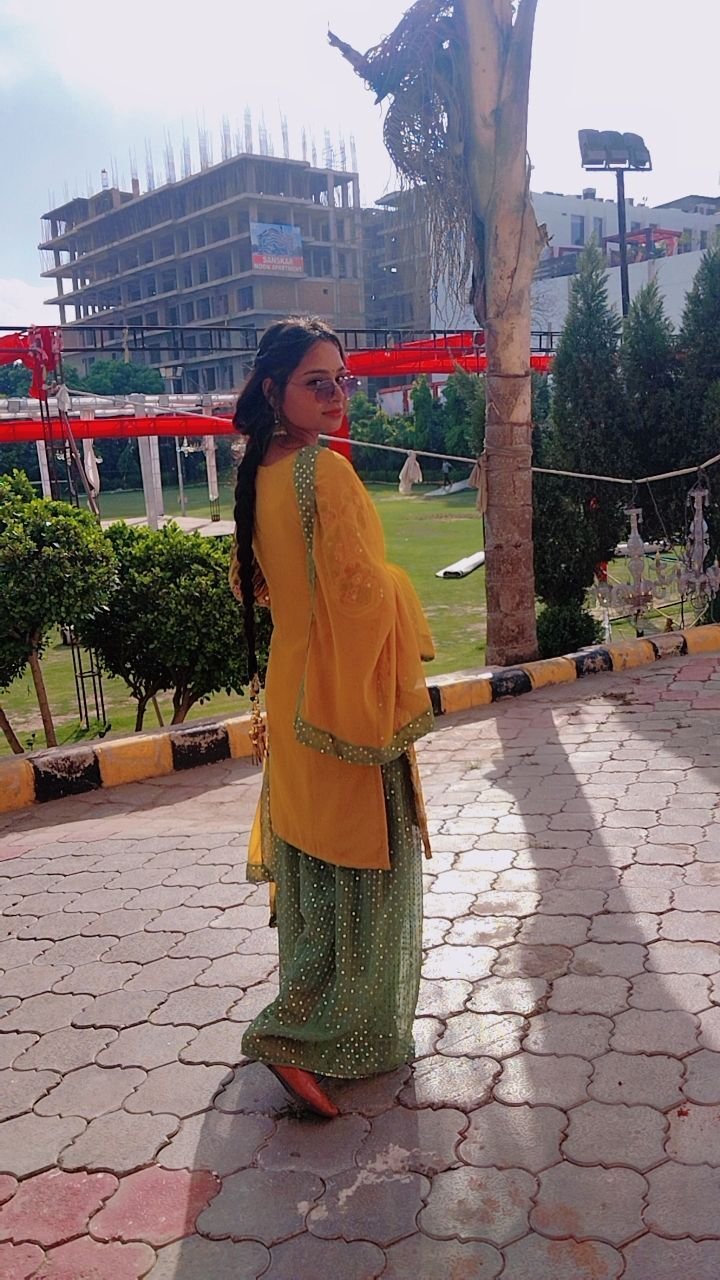 varsha singh - Cover 1
