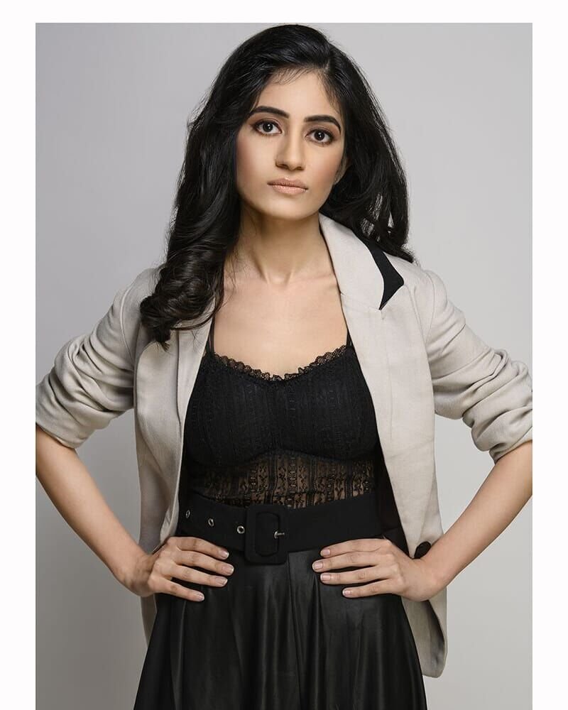 himani - Cover 4