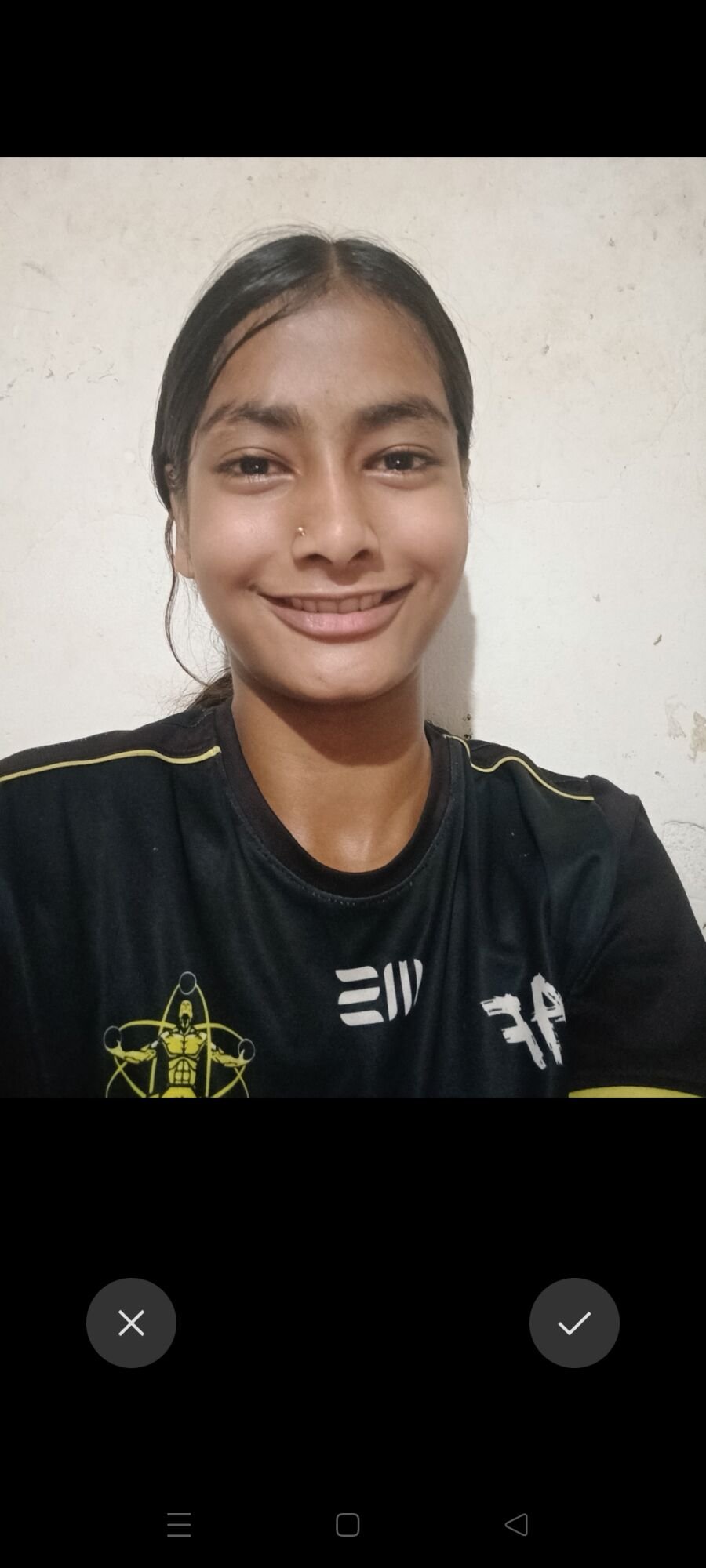 divya sahani - Cover 1