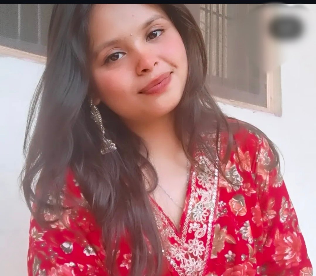anamika pandey - Cover 1