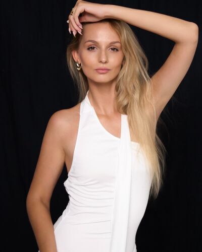 Mariia Bessonova - Dubai model