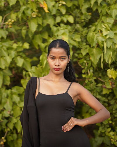 rekha - Dona Pola model