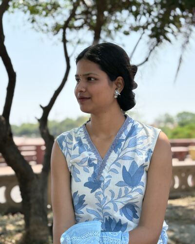 mandira tiwari - Lucknow model