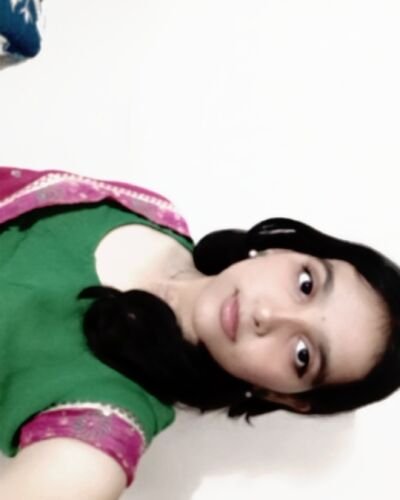 divya shukla